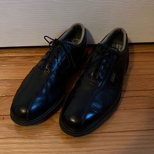 FootJoy DRYJOYS, Men’s Golf Shoes, Size 9.5M